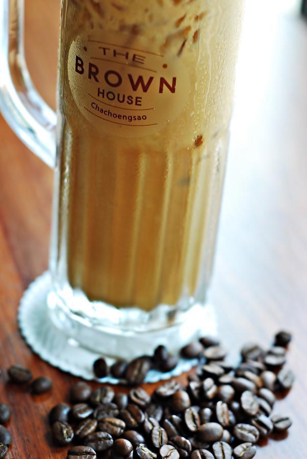 The Brown House Hotel Chachoengsao Eksteriør bilde