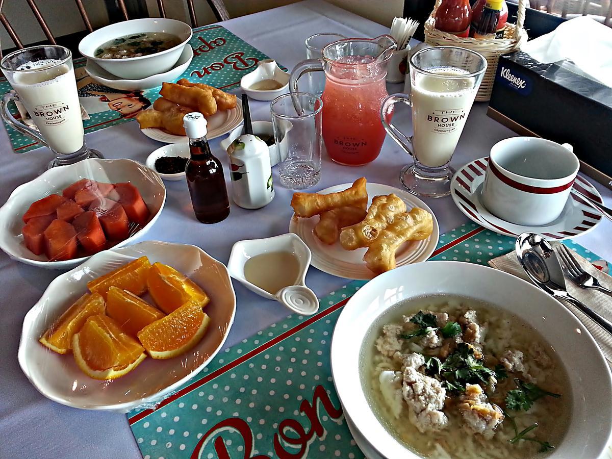 The Brown House Hotel Chachoengsao Eksteriør bilde